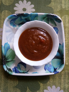 खजूर इमली चटनी (khajur imli chutney recipe in Hindi) रेसिपी मुख्य फोटो