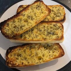 A picture of Easy herby garlic butter.