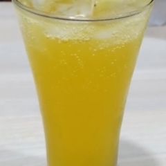 A picture of Mango soda.