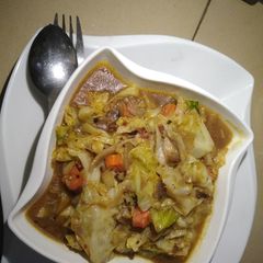 A picture of Cabbage soup.