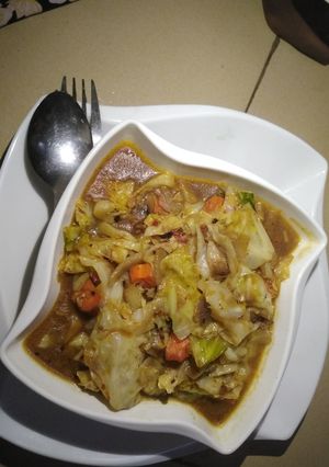 A picture of Cabbage soup.