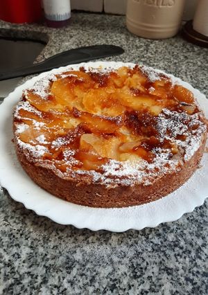 Una foto de Torta invertida de manzana