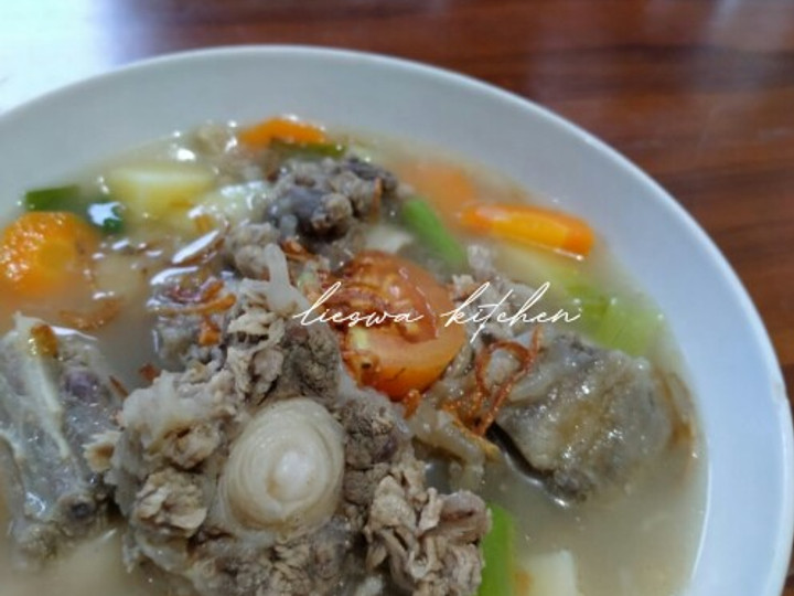 Bagaimana Membuat Sop Buntut, Menggugah Selera