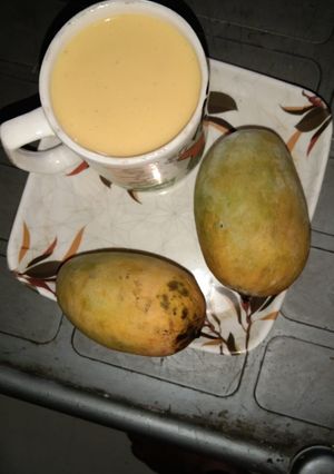 मैंगो शेक (mango shake recipe in Hindi) रेसिपी मुख्य फोटो