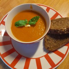 A picture of Leftover tomato soup.