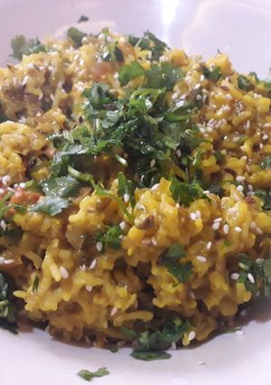 A picture of Til khichdi.