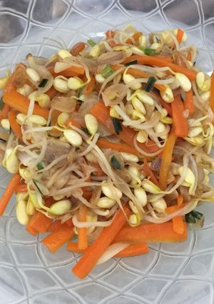 Foto resep Tumis Kecambah Kedelai dan wortel👍🏽