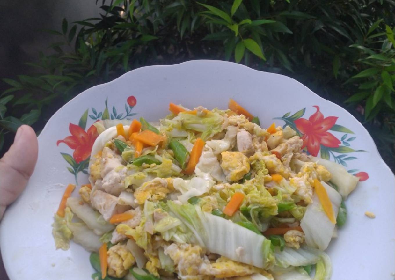 Tumis pelangi warna warni (sawi putih, tahu, buncis, wortel)