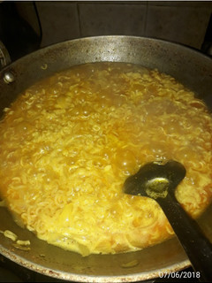 A picture of Tadka maggie.