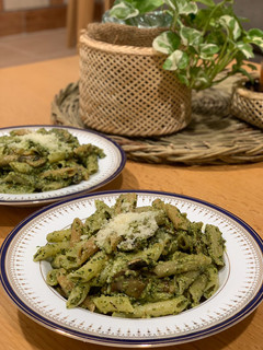 عکسی از دستور پاستا پنه با سس پستو