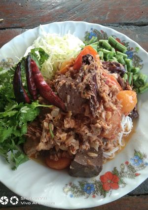 รูปของ ขนมจีนน้ำเงี้ยวปลากระป๋อง