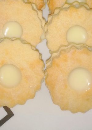 A picture of Condensed milk cookies.