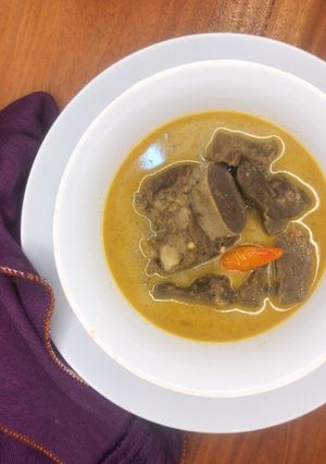 Foto resep Gule Kari Sapi Praktis Bumbu Bamboe