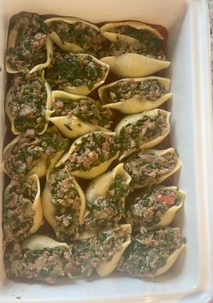 A picture of Nana’s Meat Stuffed Shells.