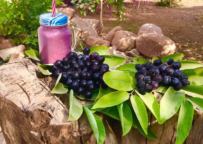 Black Grape Mocktail