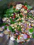Gỏi nộm bò cà pháo