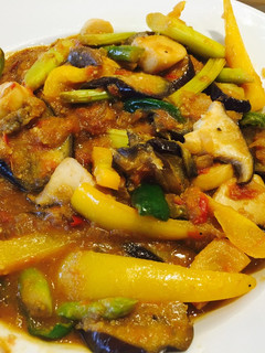 A picture of Fried veggie sauce.