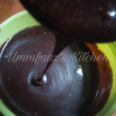 Chocolate sauce A picture of Chocolate sauce.