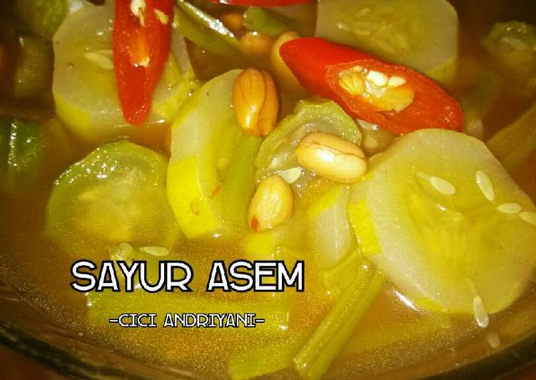 Sayur Asem [ Kacang tanah, Timun, Oyong &amp; Kangkung ]