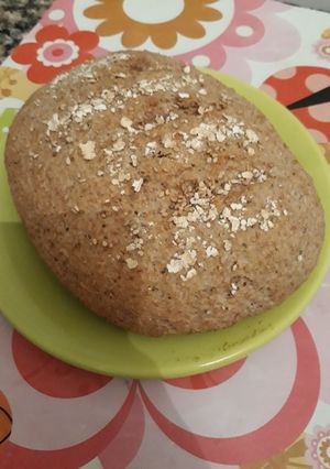 Una foto de Pan integral de salvado con semillas