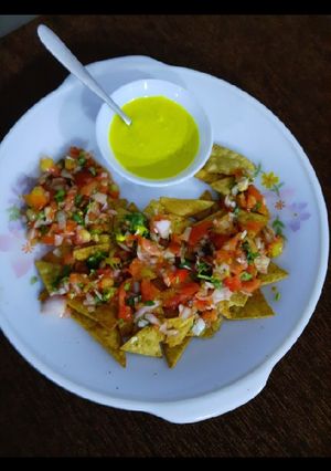 A picture of Healthy salad with Turmeric dip.