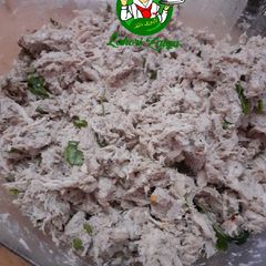 A picture of Shredded Chicken fillings.