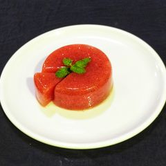 A picture of Watermelon Jelly Cake.