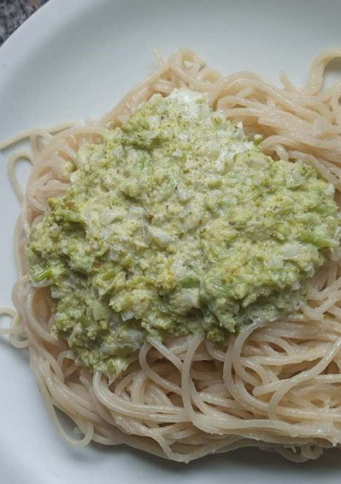 Una foto de Salsa de brócoli
