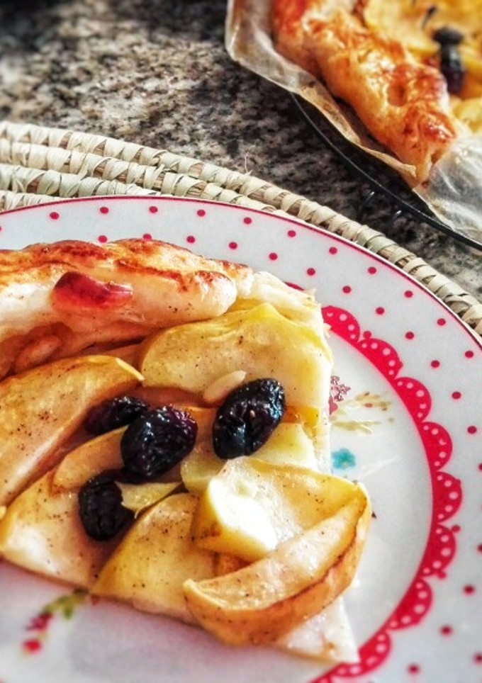 Una foto de Strudel de manzana ácida