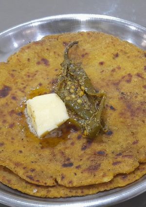 A picture of Gluten free Jowar Vegetable Paratha.