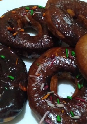 A picture of Donuts.