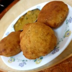 A picture of Mangalore Buns.