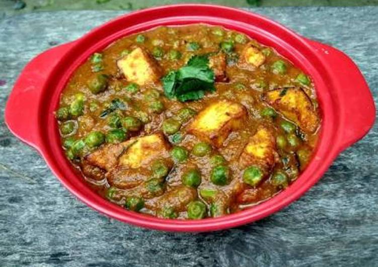 Steps to Make Ultimate Matar Paneer