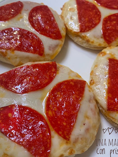 Una foto de Pizza express en la Air Fryer Freidora de Aire y en el horno