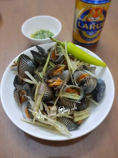 Hình của món Sò lông hấp sả.