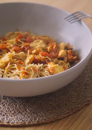 Una foto de Fideos Estilo Pekín 🇨🇳