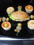 Panecillos con volovanes y banderillas