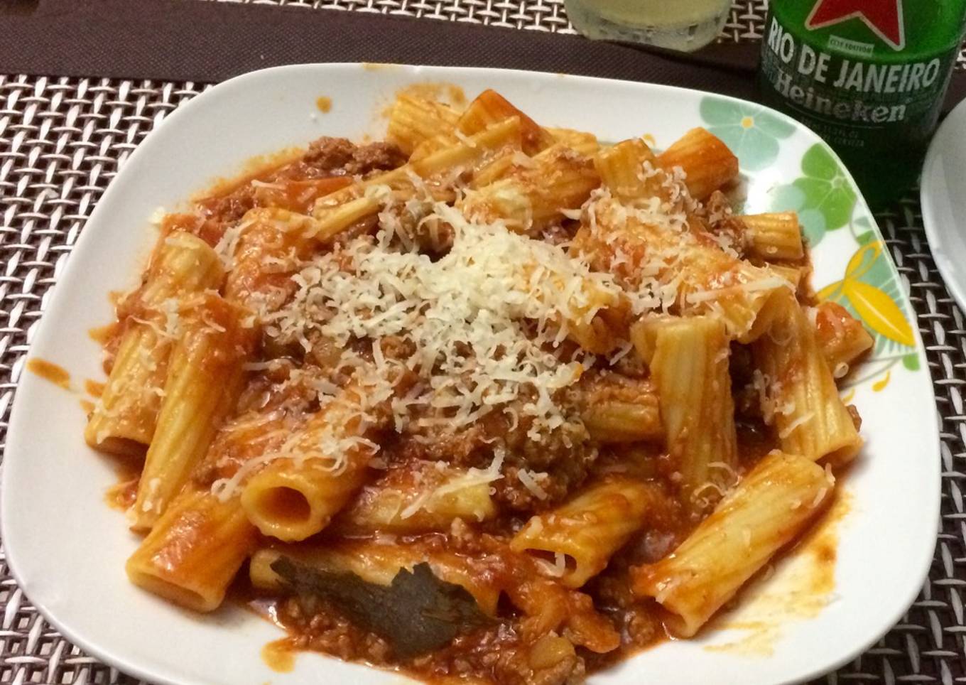 Rigatoni en Salsa de Carne