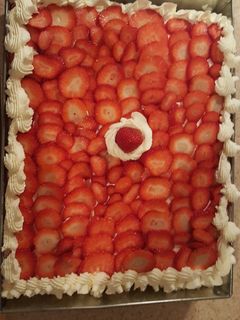 Una foto de Tarta de fresas y nata