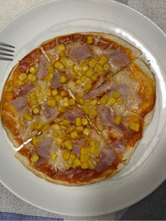 Una foto de Pizza a la sartén con tortitas de trigo