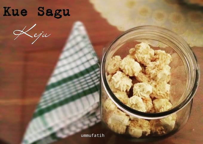 Kue sagu keju