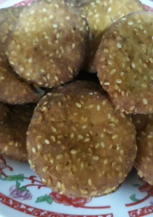 صورة لوصفة اقراص السمسم المسكرة