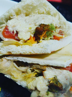 A picture of Falafal sandwich.