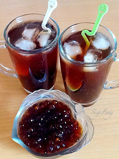 A picture of Winter Melon Tea with Tapioca Pearls.
