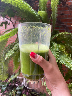 Una foto de Batido Verde Reparador