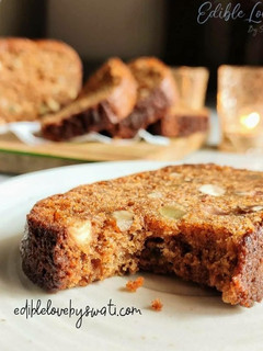 A picture of Eggless Christmas Plum Cake.
