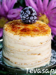 Una foto de Tarta de filloas con crema