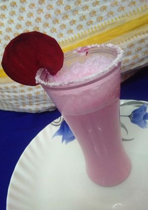 বিটের লস্যি (beeter lassi recipe in Bengali) রেসিপির প্রধান ছবি