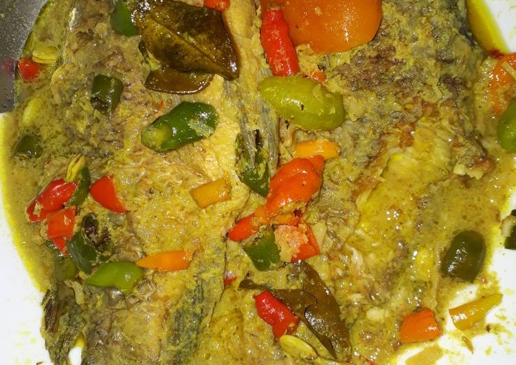 Cara membuat Acar ikan mujair mantap yang nikmat Untuk Jualan