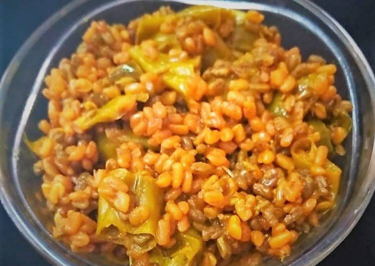 Steps to Prepare Homemade Fenugreek Pickle (Hurbe ka Achar Sindhi Style)